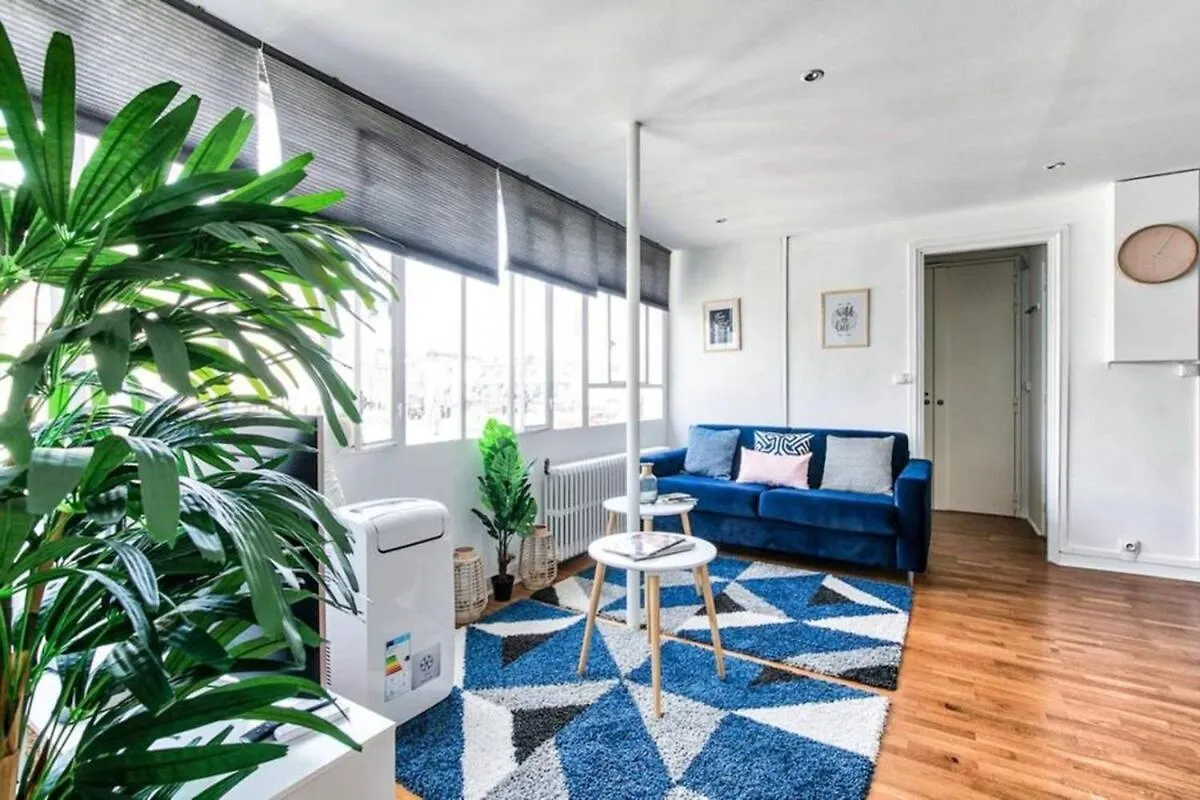 Nest Near Department Stores - 6p Apartment
